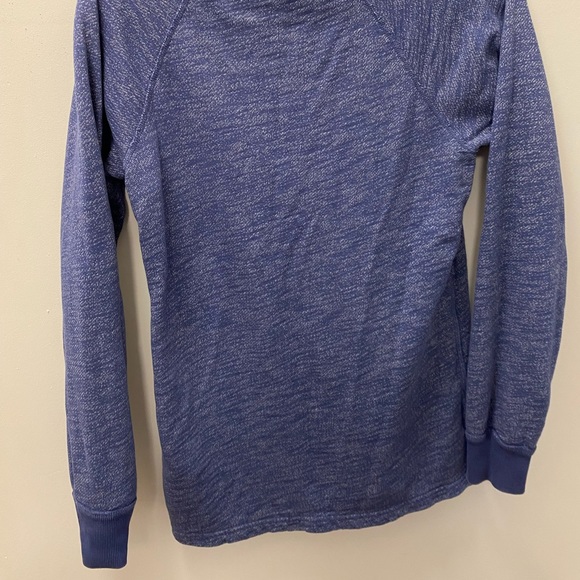 JCrew Women’s Crew sweatshirt - blue size small - Picture 3 of 3